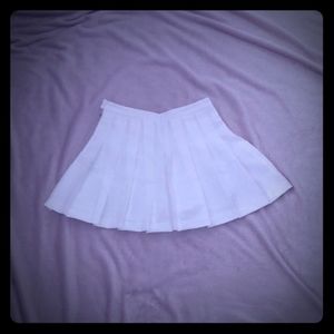 Forever 21 Pleated Skirt White **NEVER WORN**
